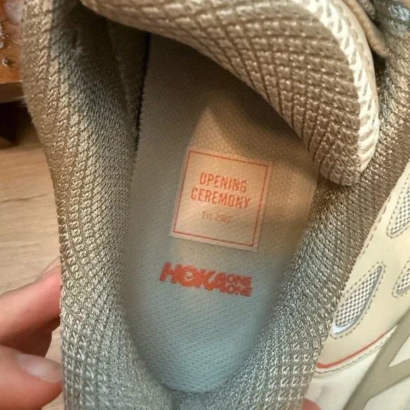 Hoka One One X Opening Ceremony Clifton - Picture 8 of 10